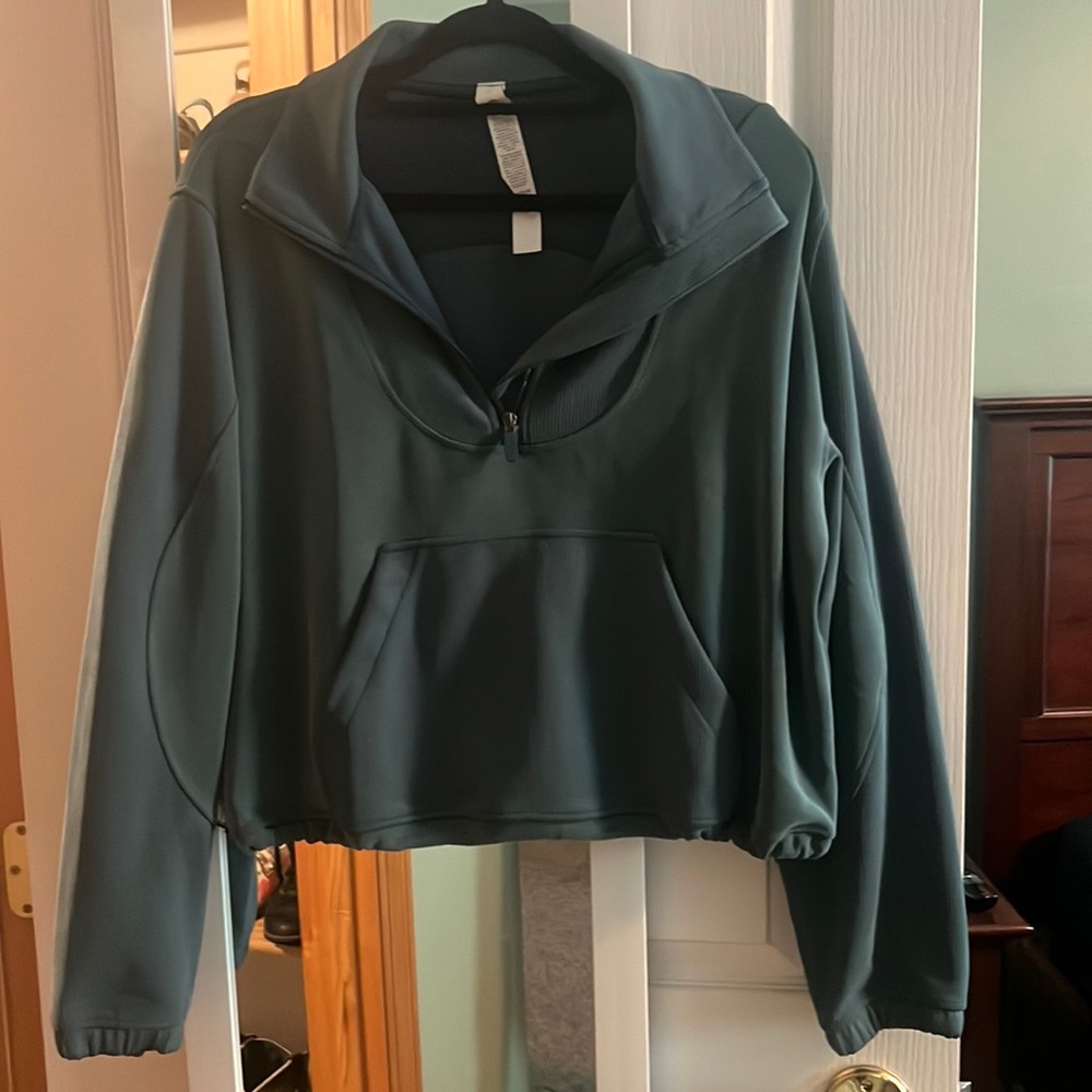 Teal lululemon half sip